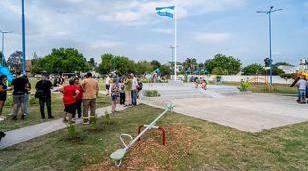 Moreno suma una plaza moderna y segura en Villa Herrero