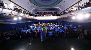 La apuesta provincial de Mariel Fern&aacute;ndez reuni&oacute; a cientos de voluntarios en CABA