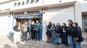 Moreno celebr&oacute; la Independencia con cultura y educaci&oacute;n