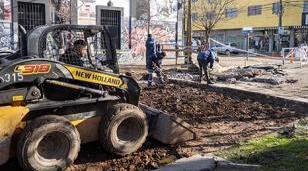 Moreno avanza con un plan de bacheo en el distrito