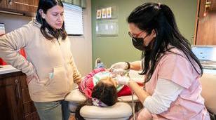 Moreno acerca salud a los barrios en agosto
