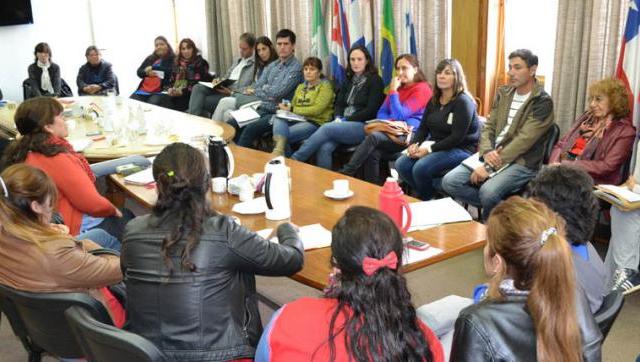 Se reunió en Moreno la Mesa Regional de Jardines Comunitarios