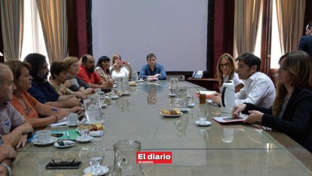 Kicillof convocó a los intendentes para poner en condiciones las escuelas antes de marzo