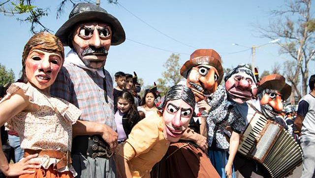 Miles de personas disfrutaron del Festival de las Provincias en Moreno