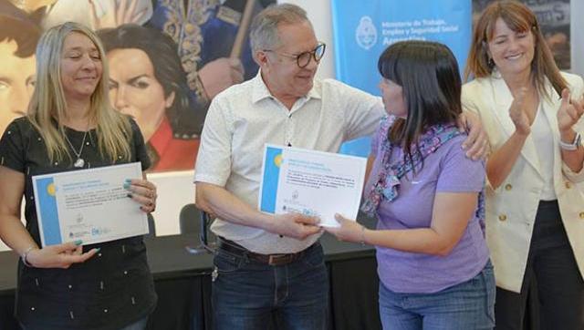 Certificados del Programa de Empleo Independiente
