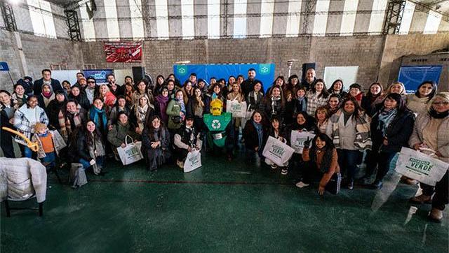 Mariel Fernández presentó el Plan de Educación Ambiental “Educapuntos”