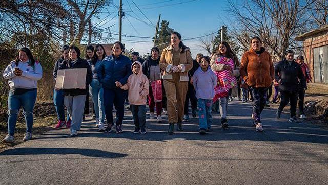 La intendenta Mariel Fernández inauguró obras en el Barrio Puente Roca