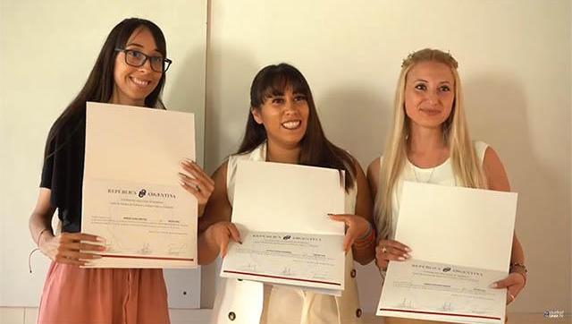 Tres egresadas recibieron sus Diplomas en la Diplomatura de Finanzas Públicas y Procedimiento Tributario en la UNM